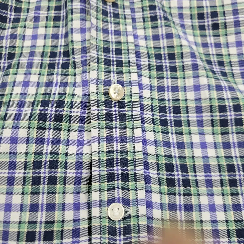 Vineyard Vine Men's Button Front Green Plaid Tucker Shirt Size M 62223-0292 - Picture 6 of 8